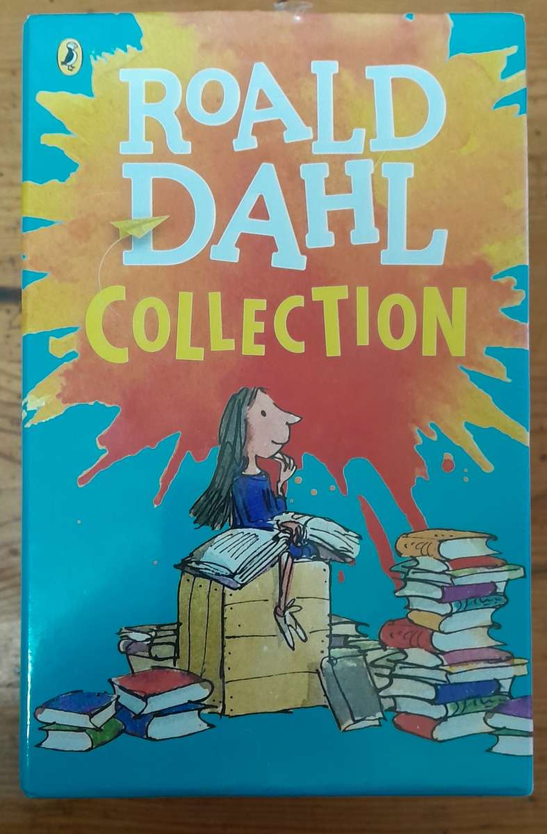 Roald Dahl  Collection - set of 16 books