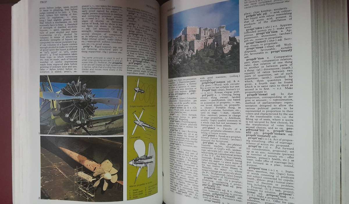 Oxford Illustrated Dictionaries - vols. 1 & 2