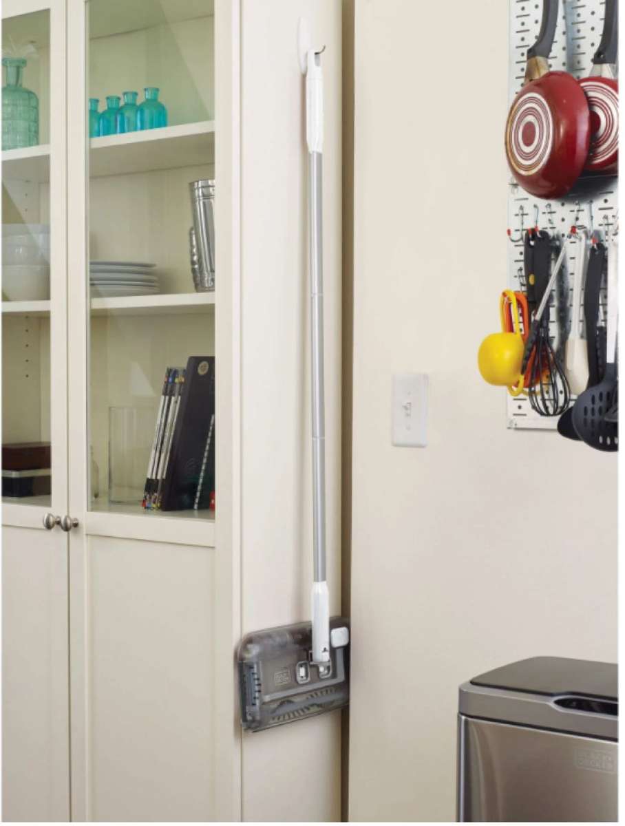 BLACK+DECKER - 10.8WH LITHIUM-ION FLOOR SWEEPER - GREY