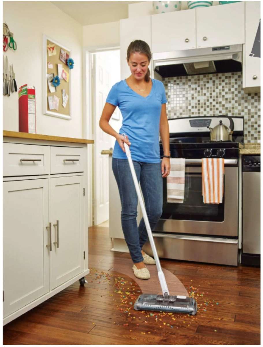 BLACK+DECKER - 10.8WH LITHIUM-ION FLOOR SWEEPER - GREY