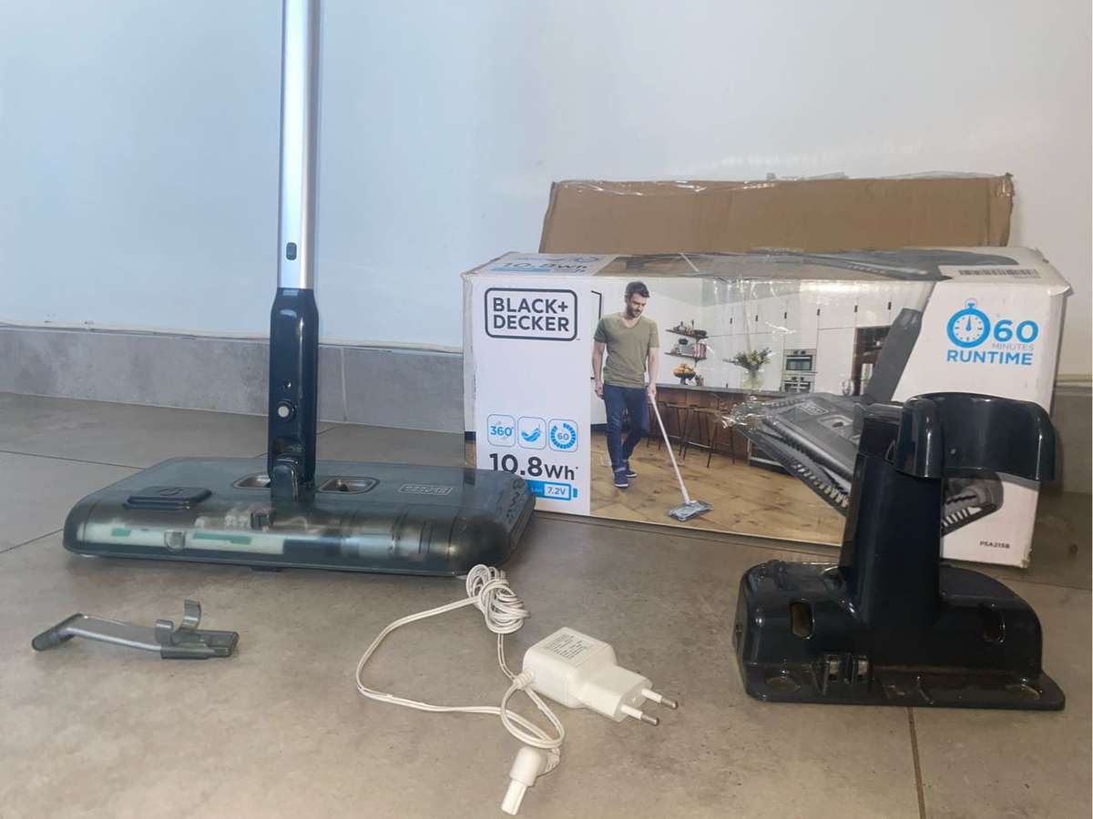 BLACK+DECKER - 10.8WH LITHIUM-ION FLOOR SWEEPER - GREY