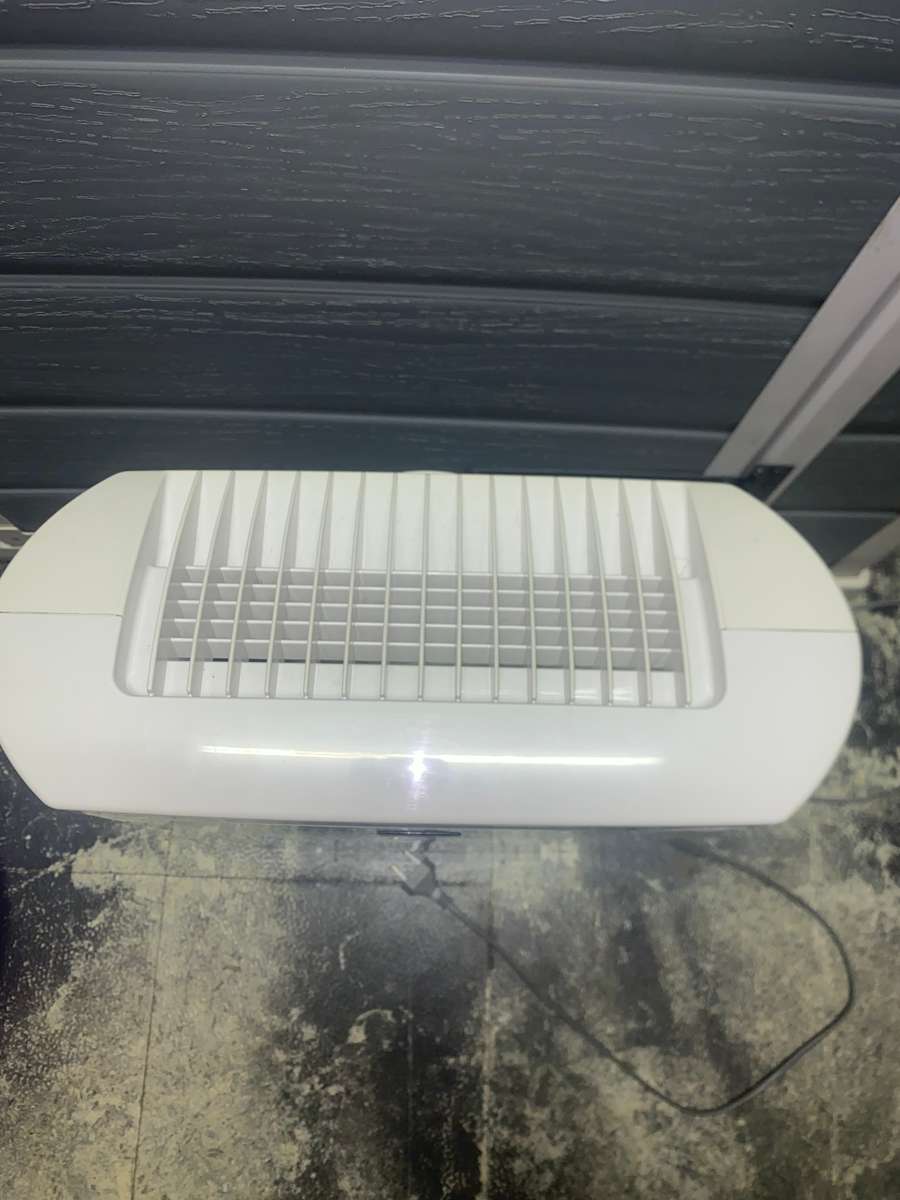 Sharp Air purifier/Humidifier with water tank