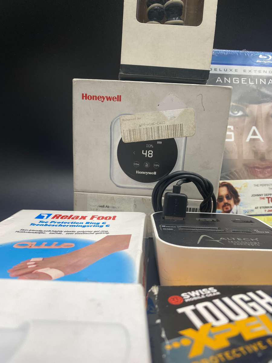 Lots Of Gadgets Goodies etc.