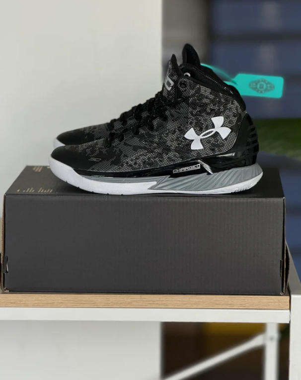Under Armour Stephen Curry Ml30 Sneakers