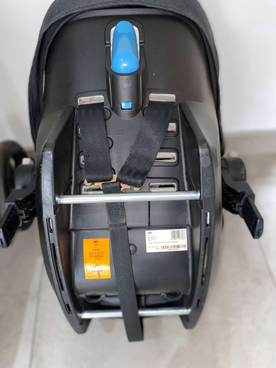 Chelino CBX Onida Flex Travel System with Shima Car Seat (Anthracite)