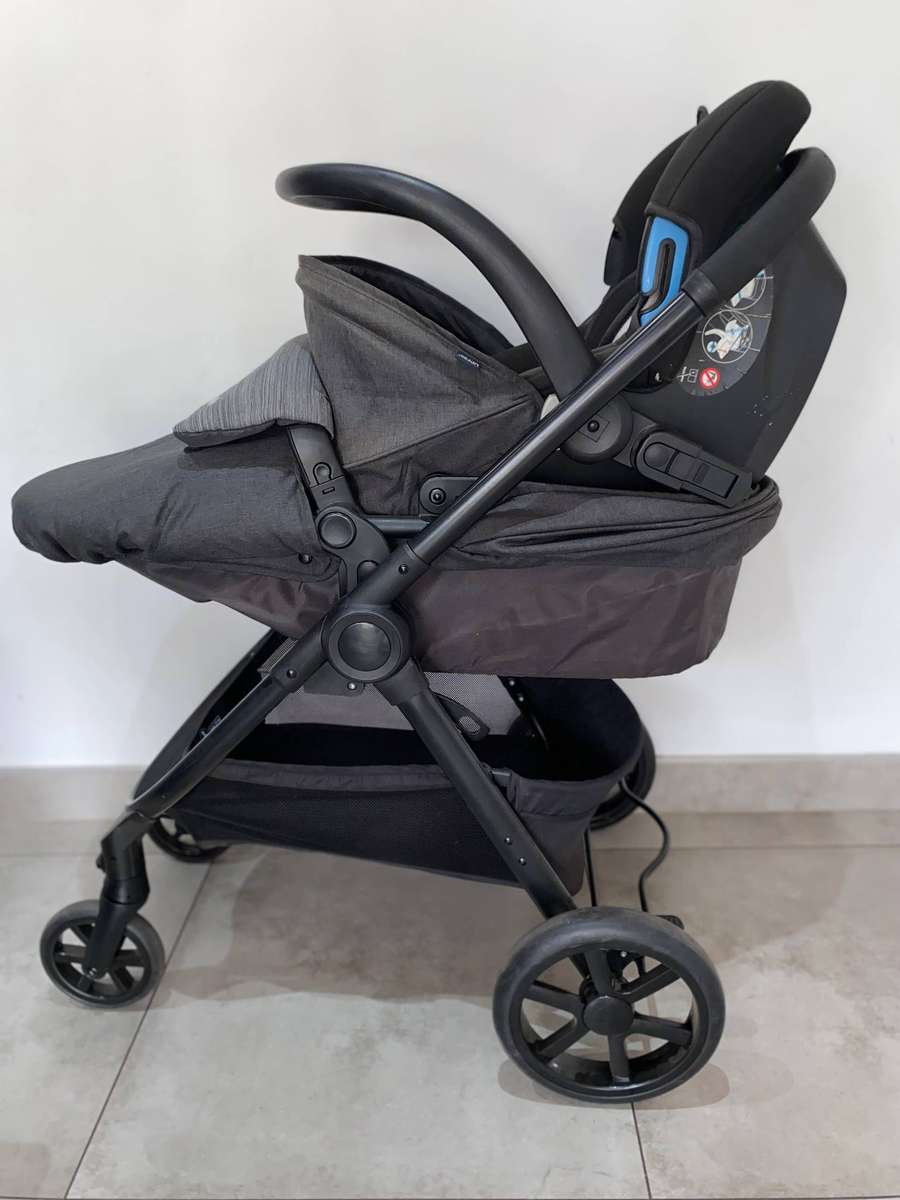Chelino CBX Onida Flex Travel System with Shima Car Seat (Anthracite)