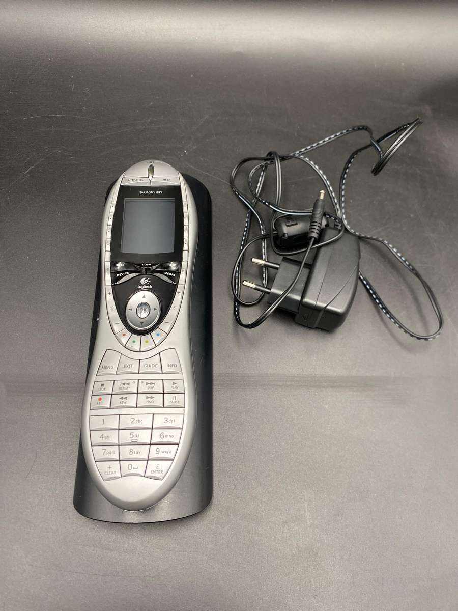 RE-LHR895 Logitech 966193 Harmony Remote 89- NO BATTERY.