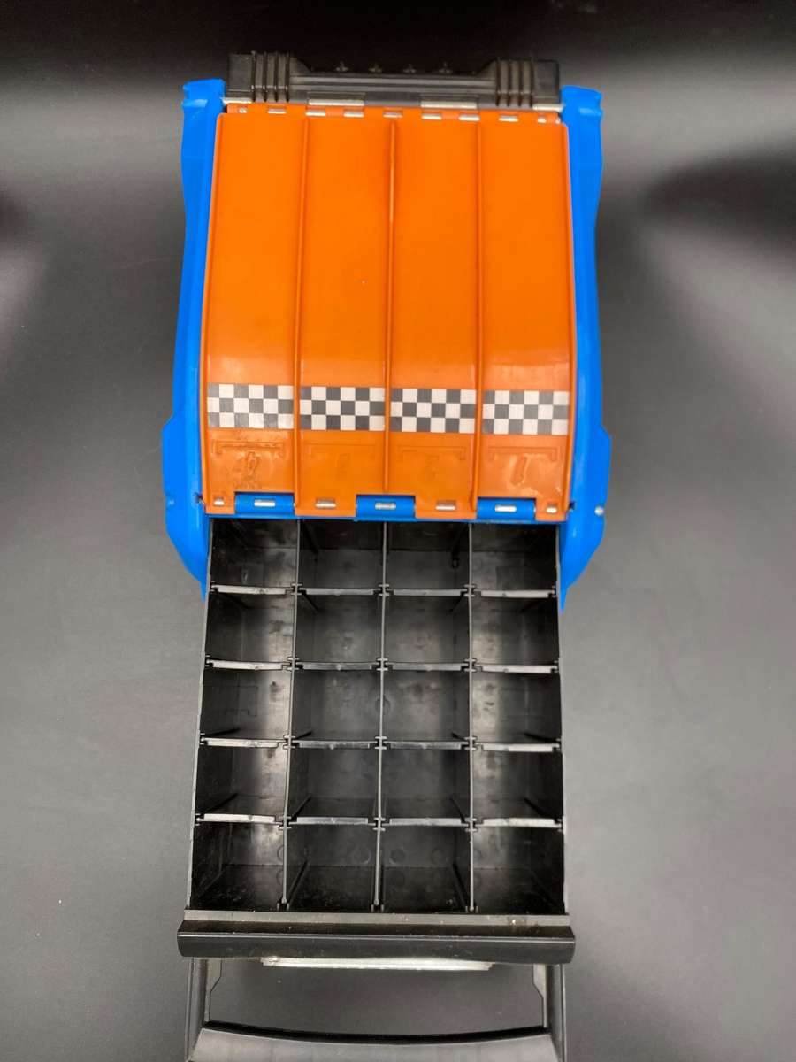 Hot Wheels 2in1 Multi-launcher car case