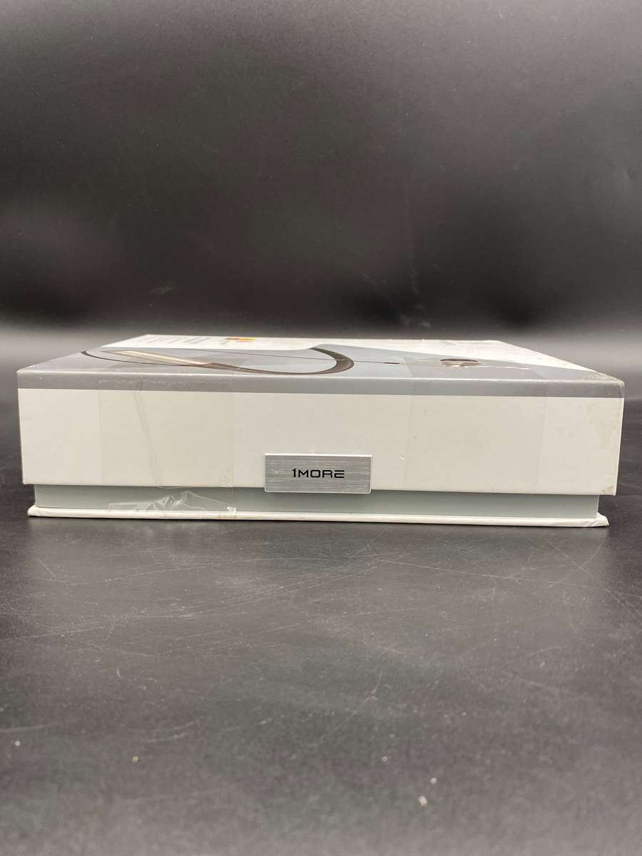 1MORE Wireless Earbuds Triple Driver Bluetooth Neckband Earphones with Hi-Res LDAC AMAZING SOUNDS!!!