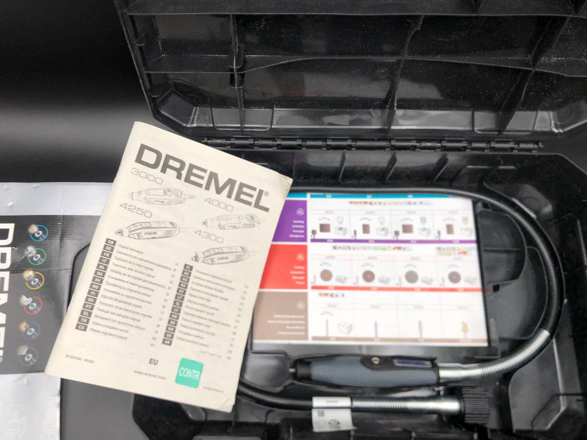 Dremel 3000 - 1/25 Rotary Tool