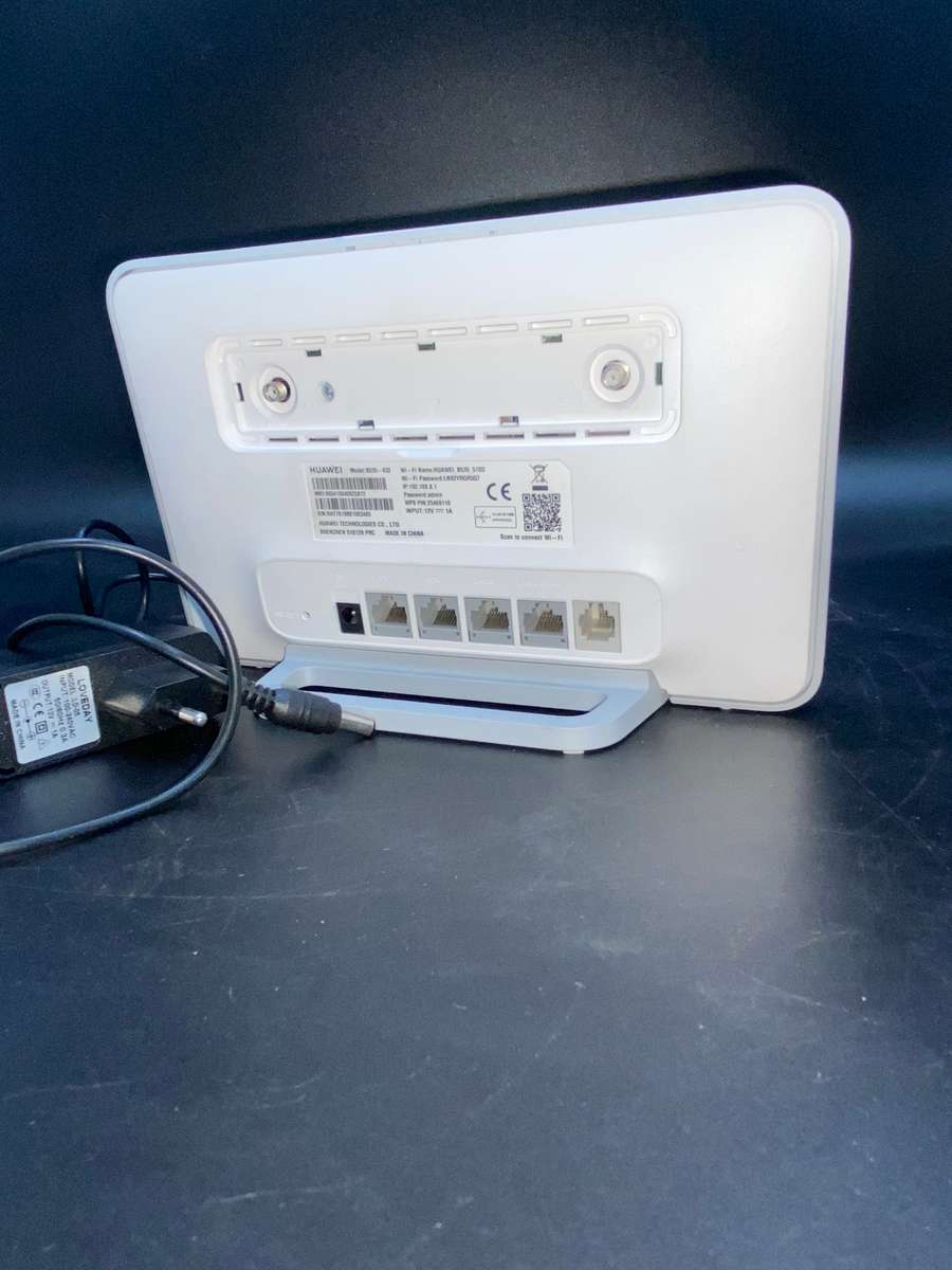 Huawei B535-932 LTE CPE Wi-Fi Router With Simcard slot - White