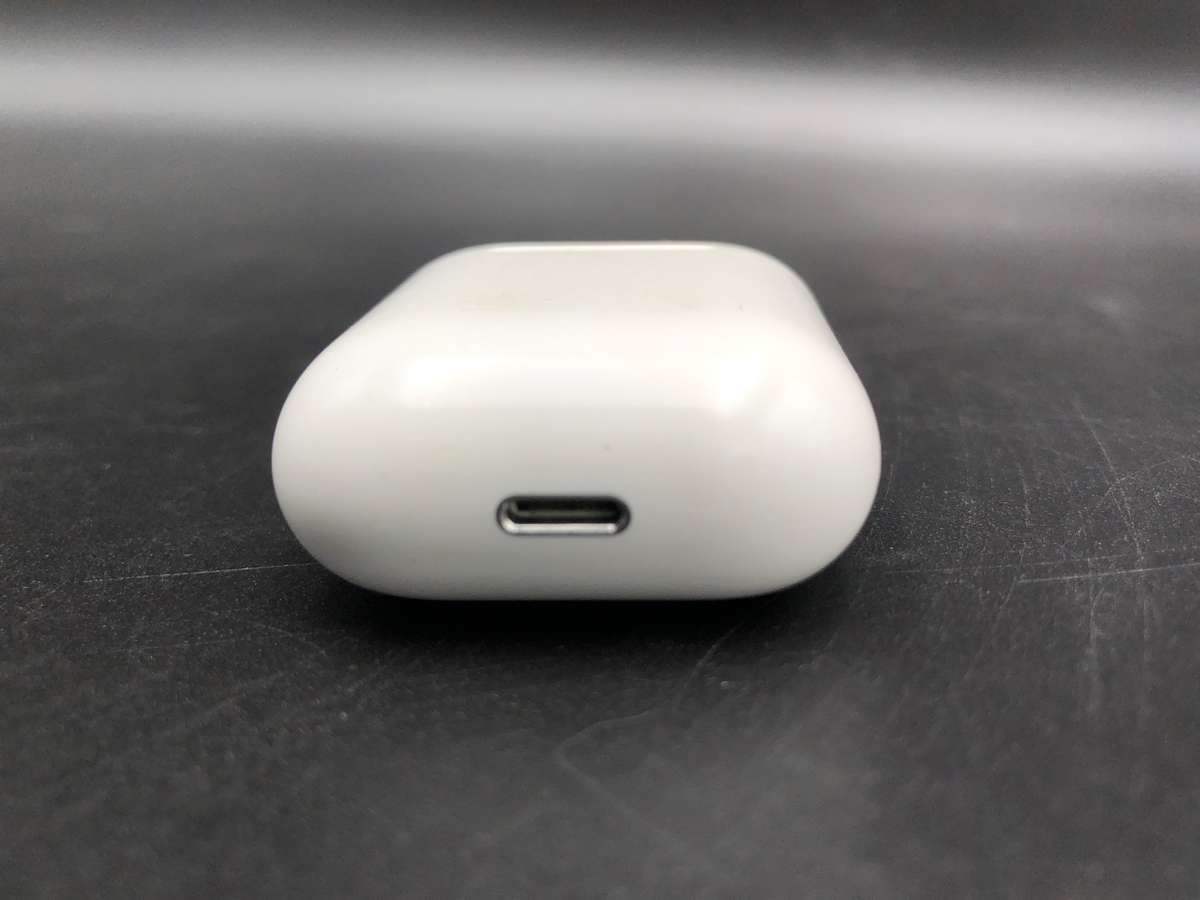Apple AirPod 1st Generation (Right Side Only)