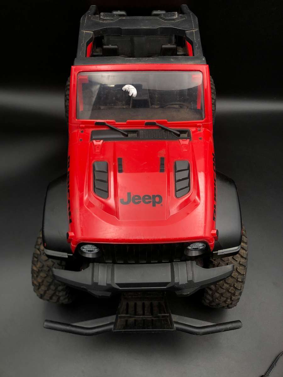 Taiyo R/C Jeep Wrangler Rubicon ( Read)