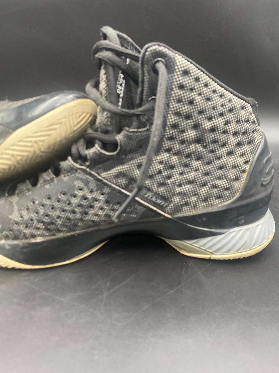 Under Armour Stephen Curry Ml30 Sneakers