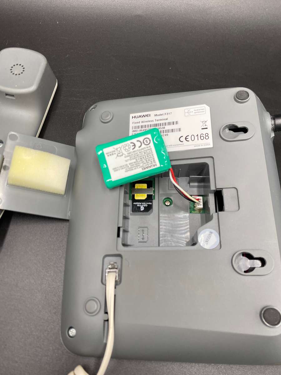 Huawei F317-10 Desktop Fixed Wireless Terminal With Simcard Slot