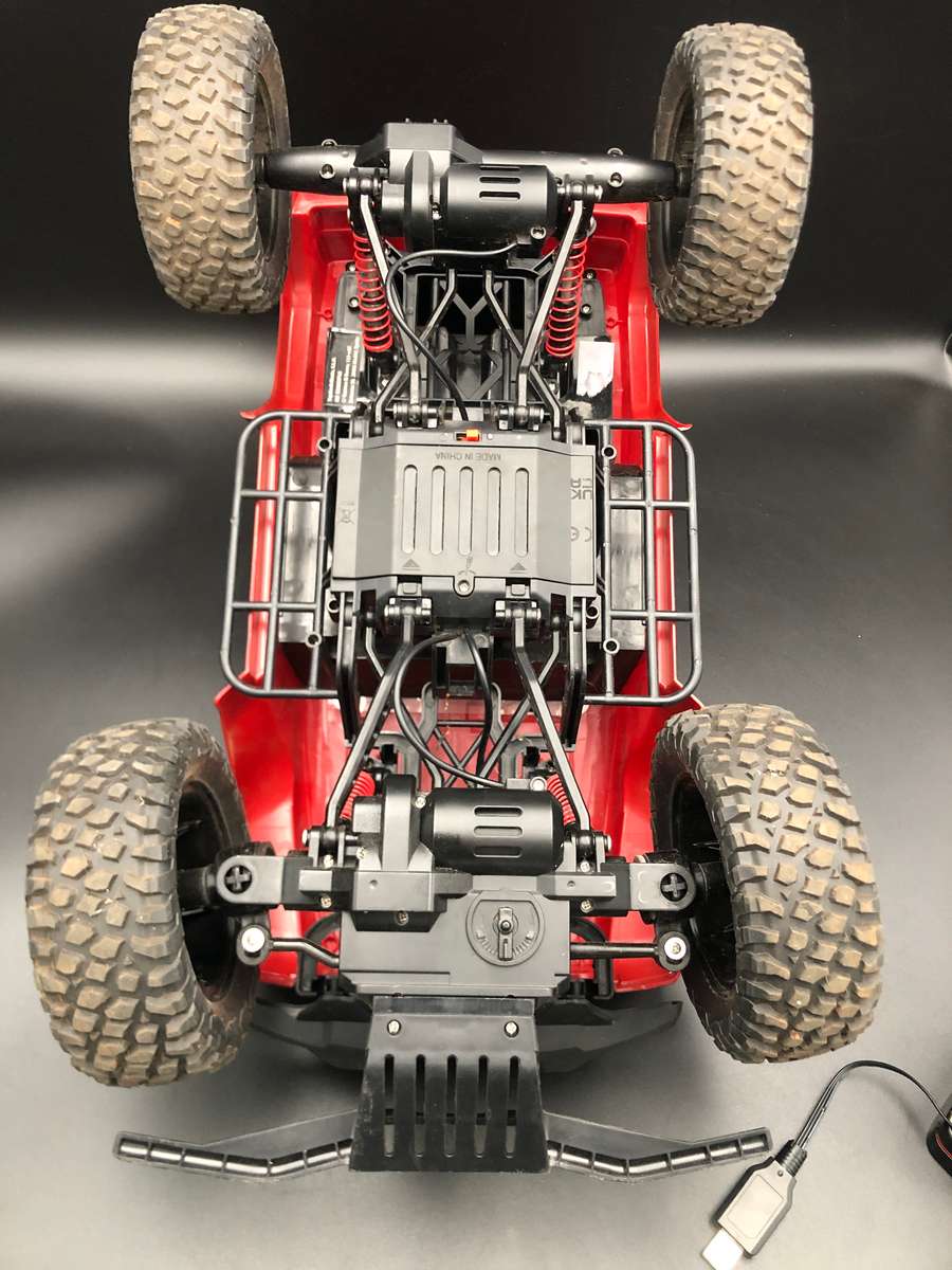 Taiyo R/C Jeep Wrangler Rubicon ( Read)