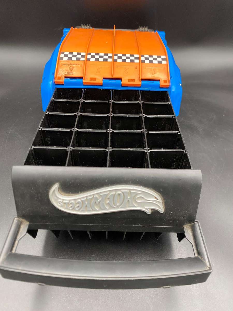 Hot Wheels 2in1 Multi-launcher car case