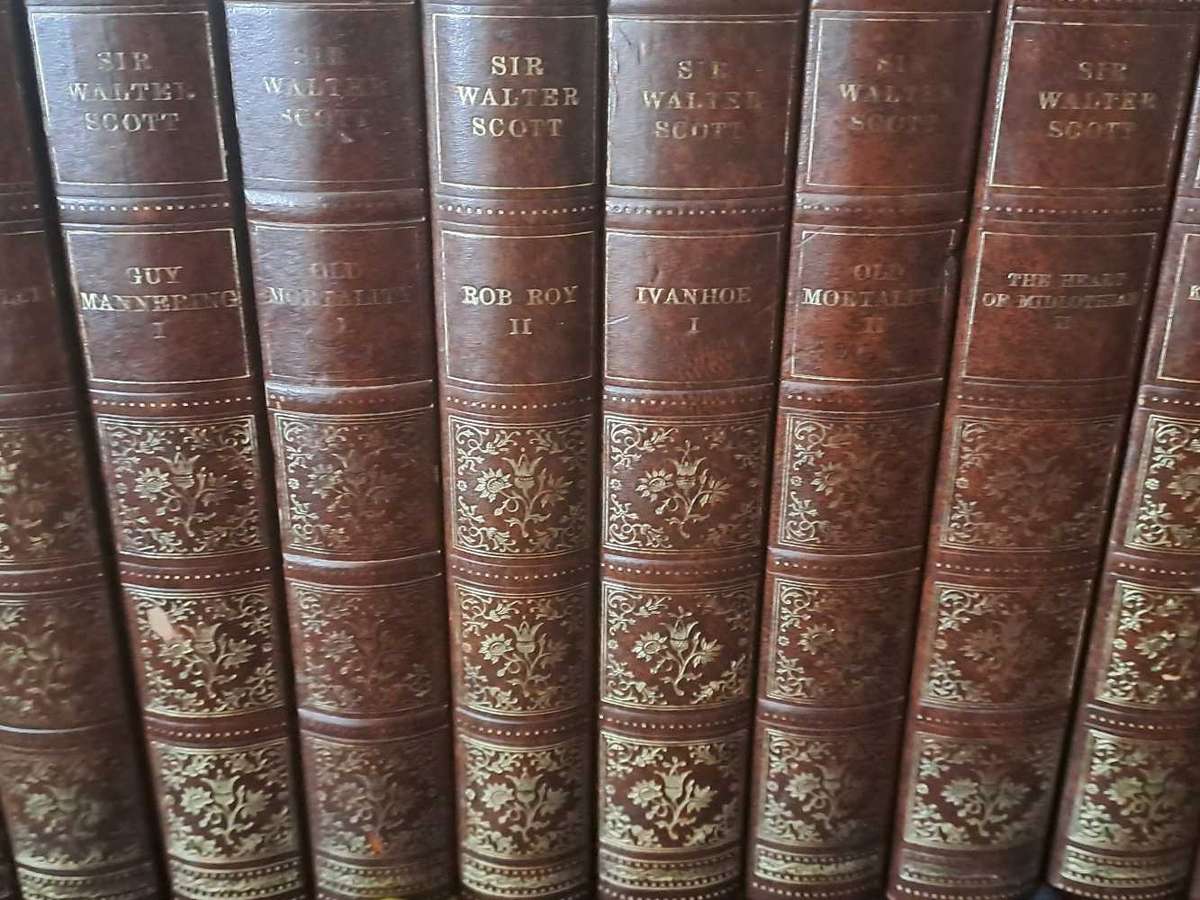 Sir Walter Scott x 12 volumes