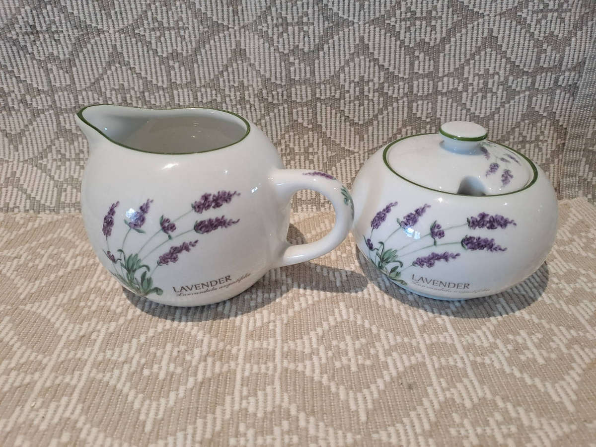 Weisenthal milk and sugar set