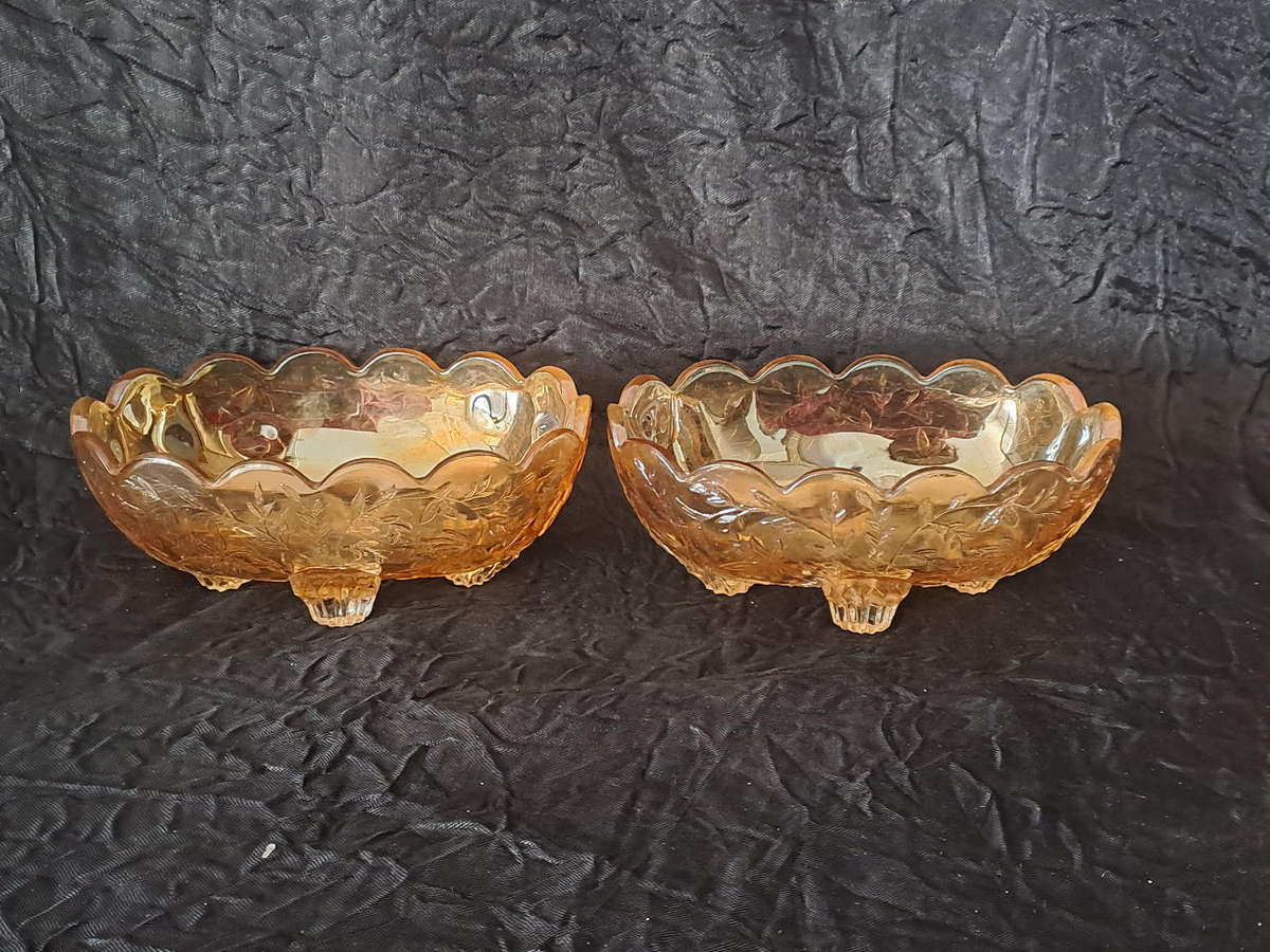 Pair of Jeanette Floragold Carnival glass sweet bowls