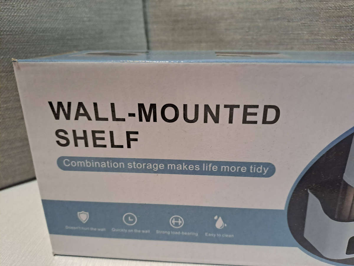 Wall mounted shelf