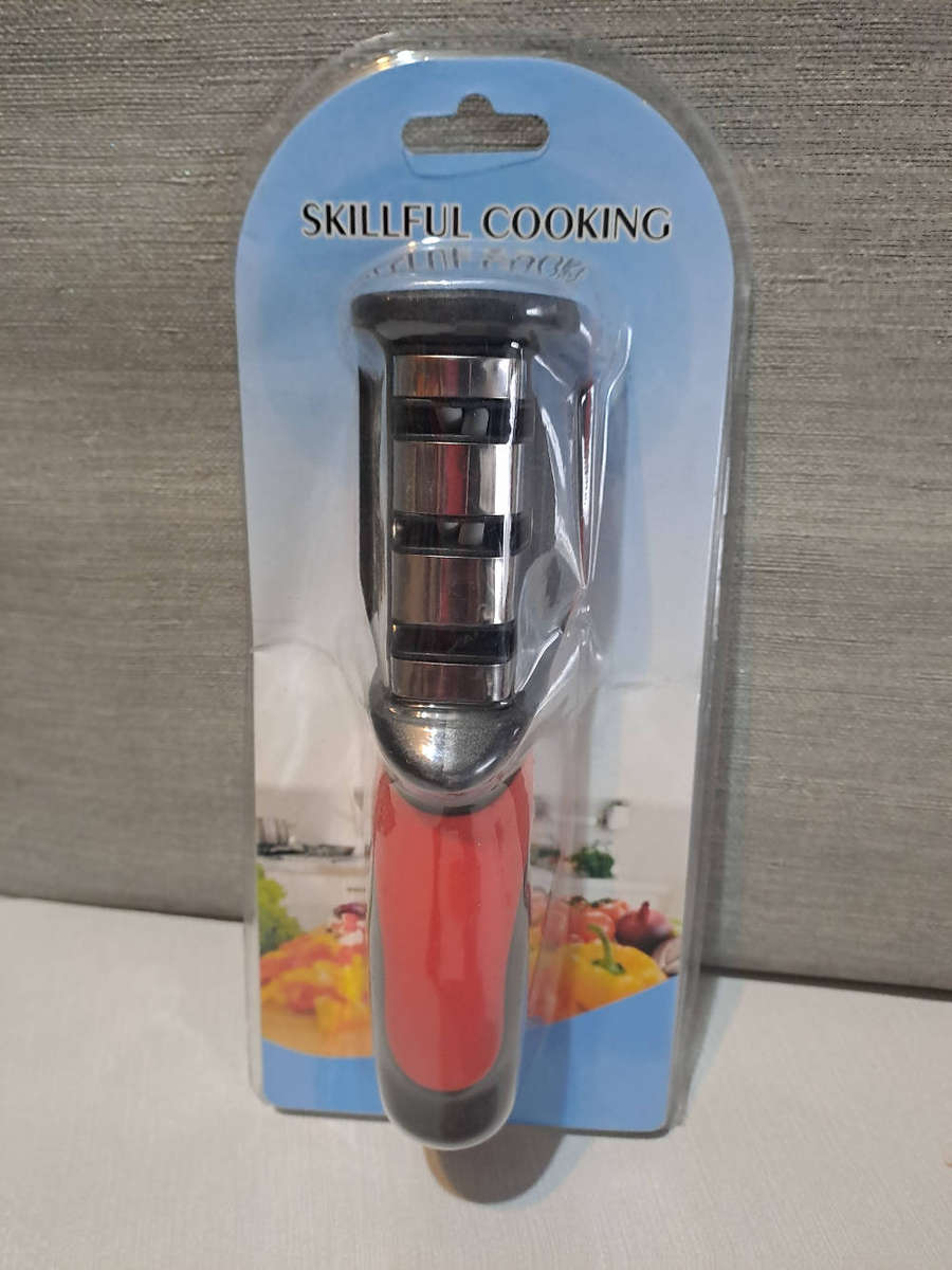 3 Phase knife sharpener