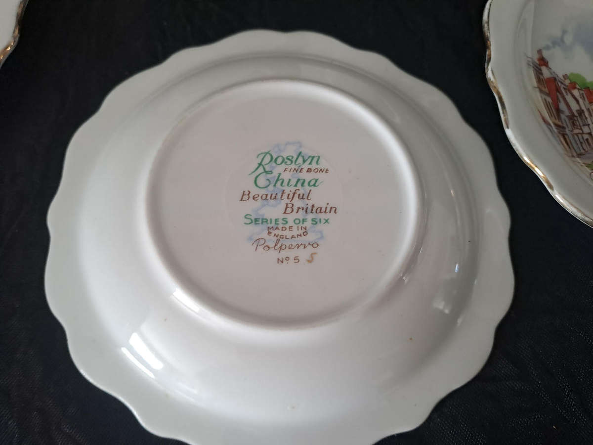 Royal Albert and Noritake milk jugs, 3 Roslyn China Great Brittain nut dishes