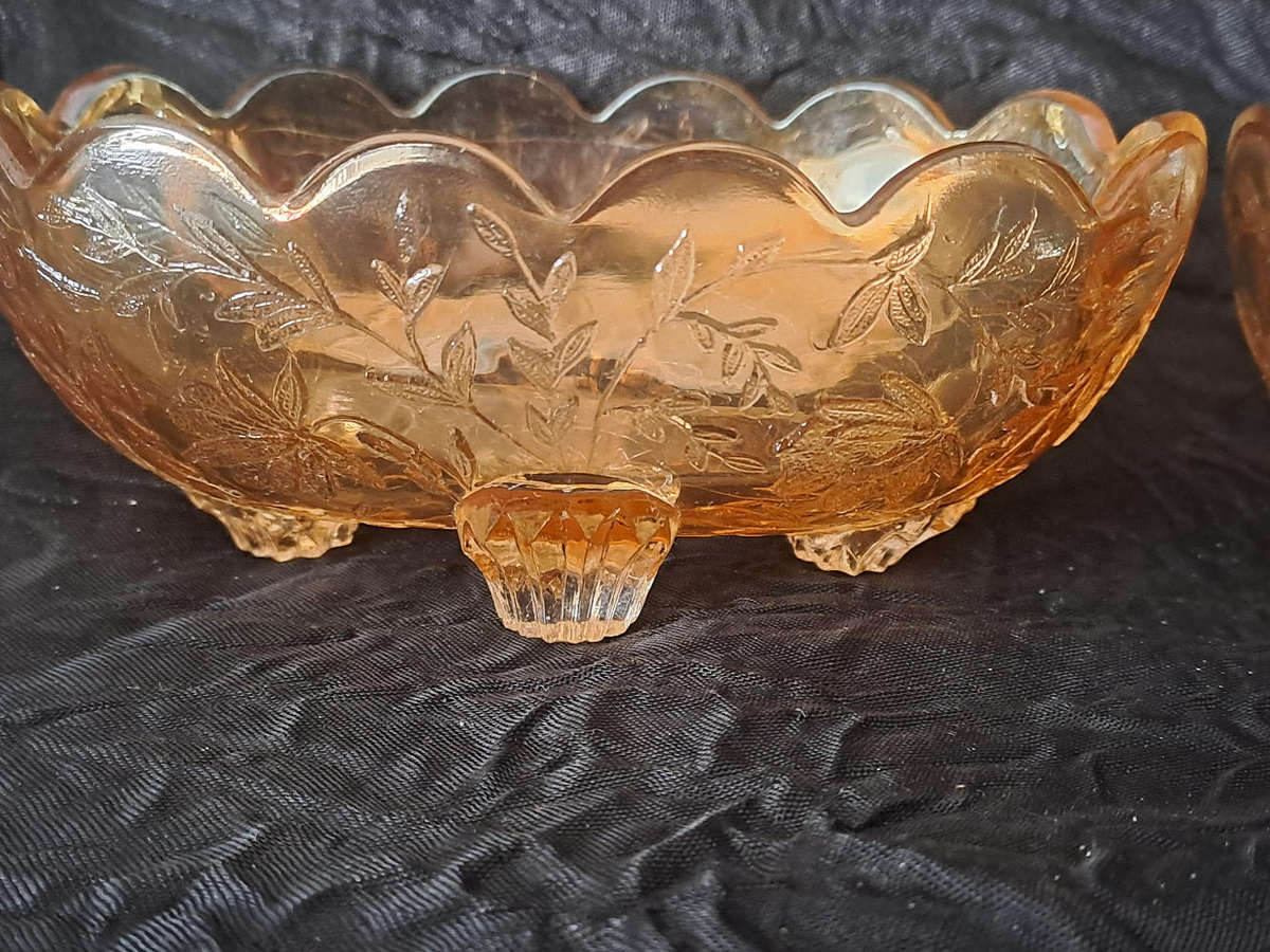 Pair of Jeanette Floragold Carnival glass sweet bowls