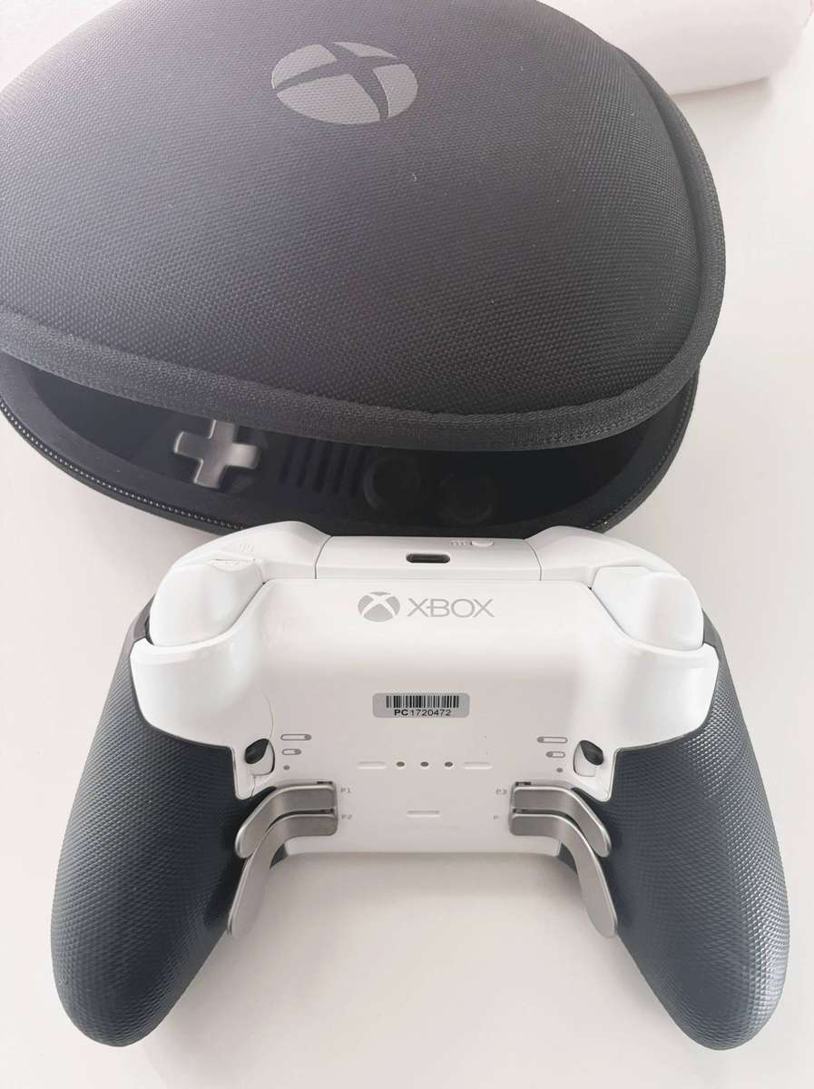 Xbox Elite Wireless Controller Series 2  Core