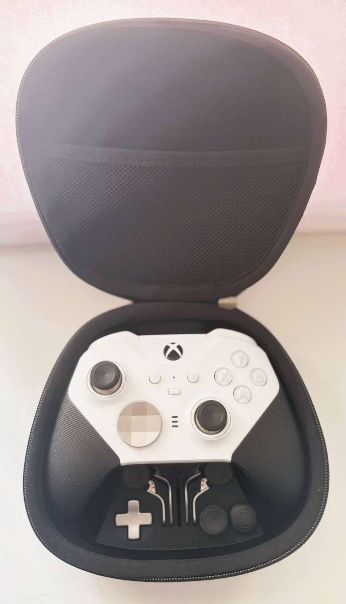 Xbox Elite Wireless Controller Series 2  Core