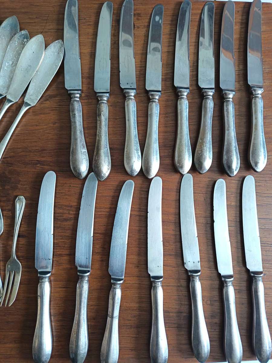 74 PC VINTAGE EPNS CUTLERY