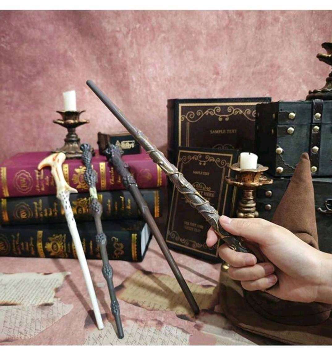 4pcs Warner Bros. Series Harry Potter Themed Wands