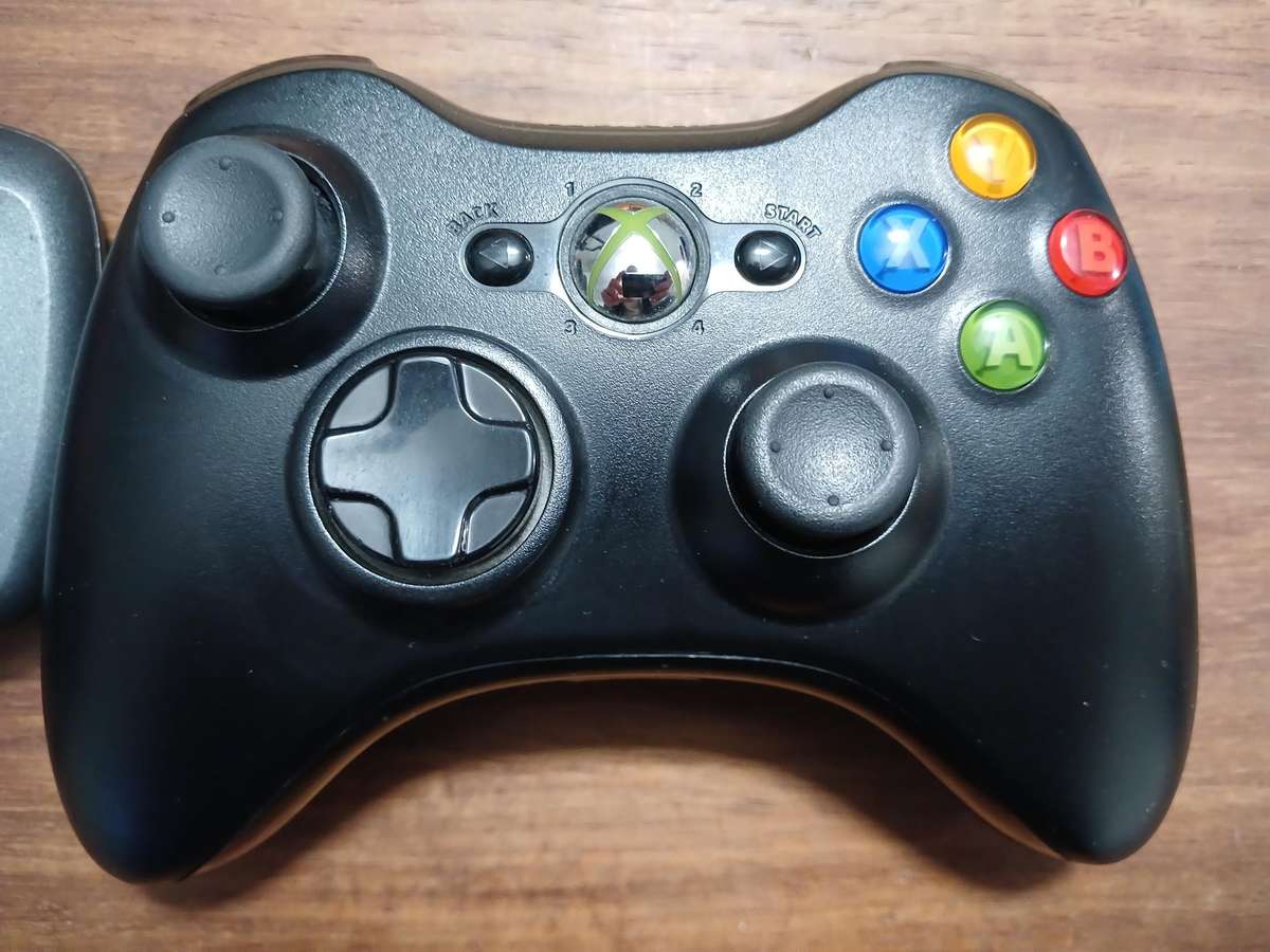 Original Xbox 360 Wireless Controller + USB Wireless PC Dongle