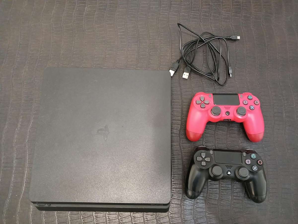 PlayStation 4 Slim (CUH-2209A) - 500GB - REGION LOCKED - READ FOR WORKAROUND