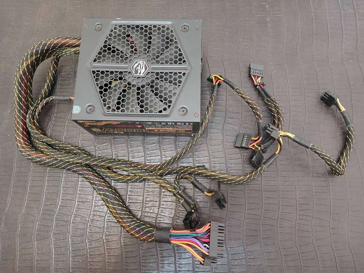 Raidmax 1000W 80+ Gold PSU