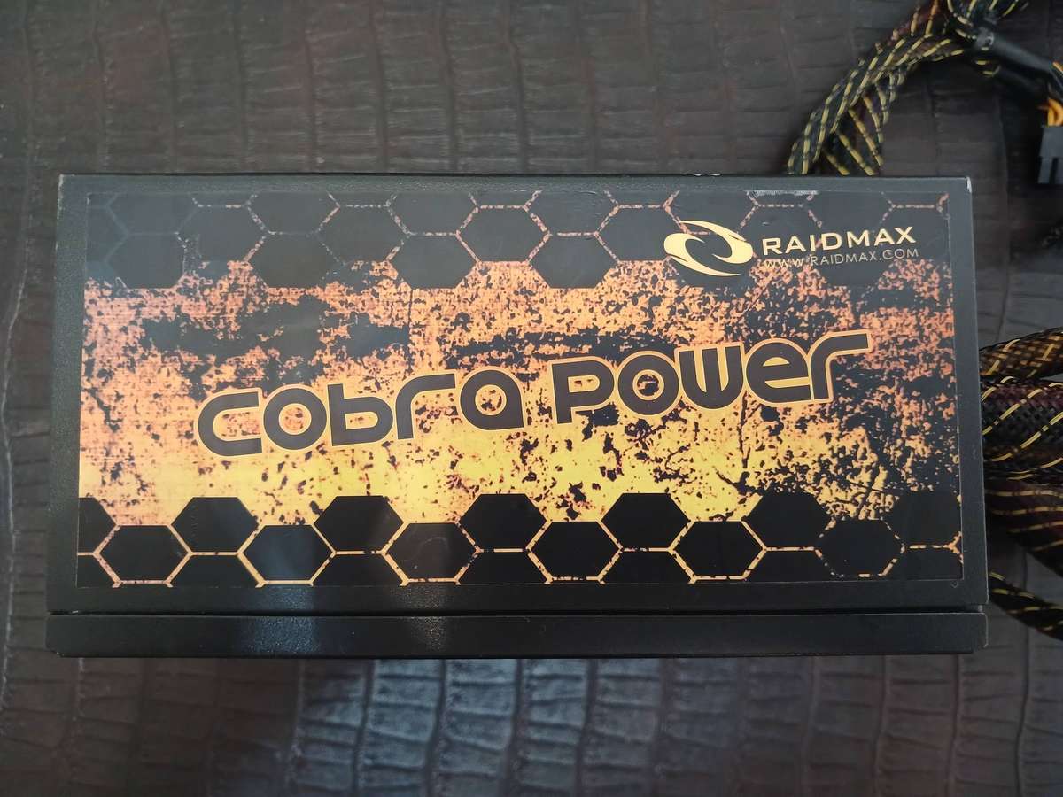 Raidmax 1000W 80+ Gold PSU
