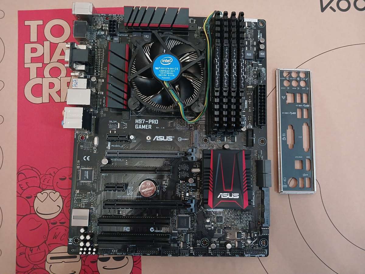 Asus H97-Pro Gamer + 16GB DDR 3 1600MHz RAM + I5-4690 CPU