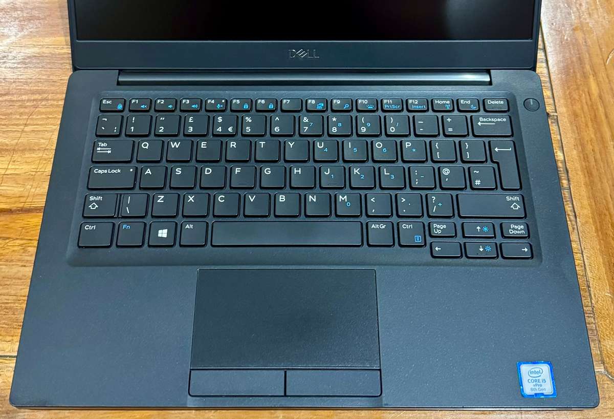 Dell Latitude 7390 Carbon Touch i5 8th Gen, FHD, Touch, 16GB RAM, 256GB SSD - Great Condition