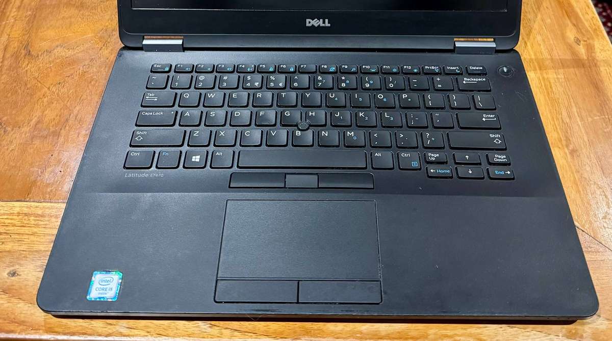 Dell Latitude 7470 i5, FHD, 256GB SSD, 8GB RAM
