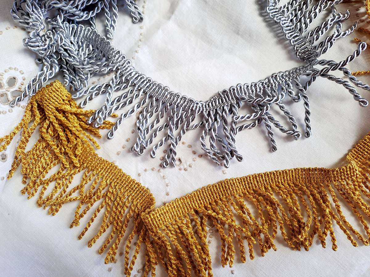 Siver and gold fringe -two pieces - 90cm (silver) 70cm (gold)- 5cm wide