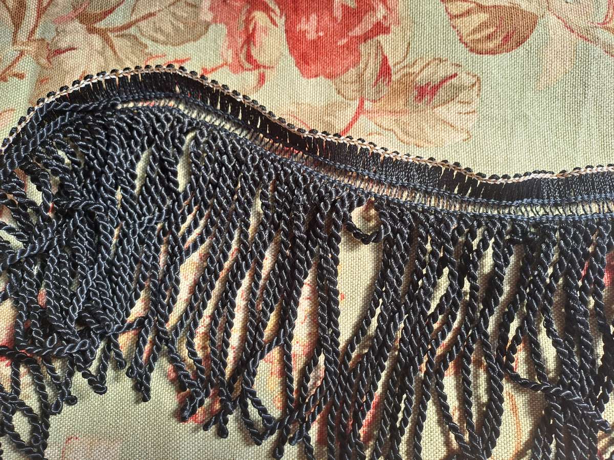 Black fringe 11cm wide - price is per metre - as new
