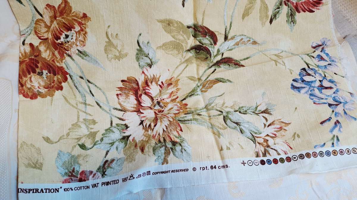 Vintage Biggie Best fabric remnant -  inspriration - 104 x 90cm