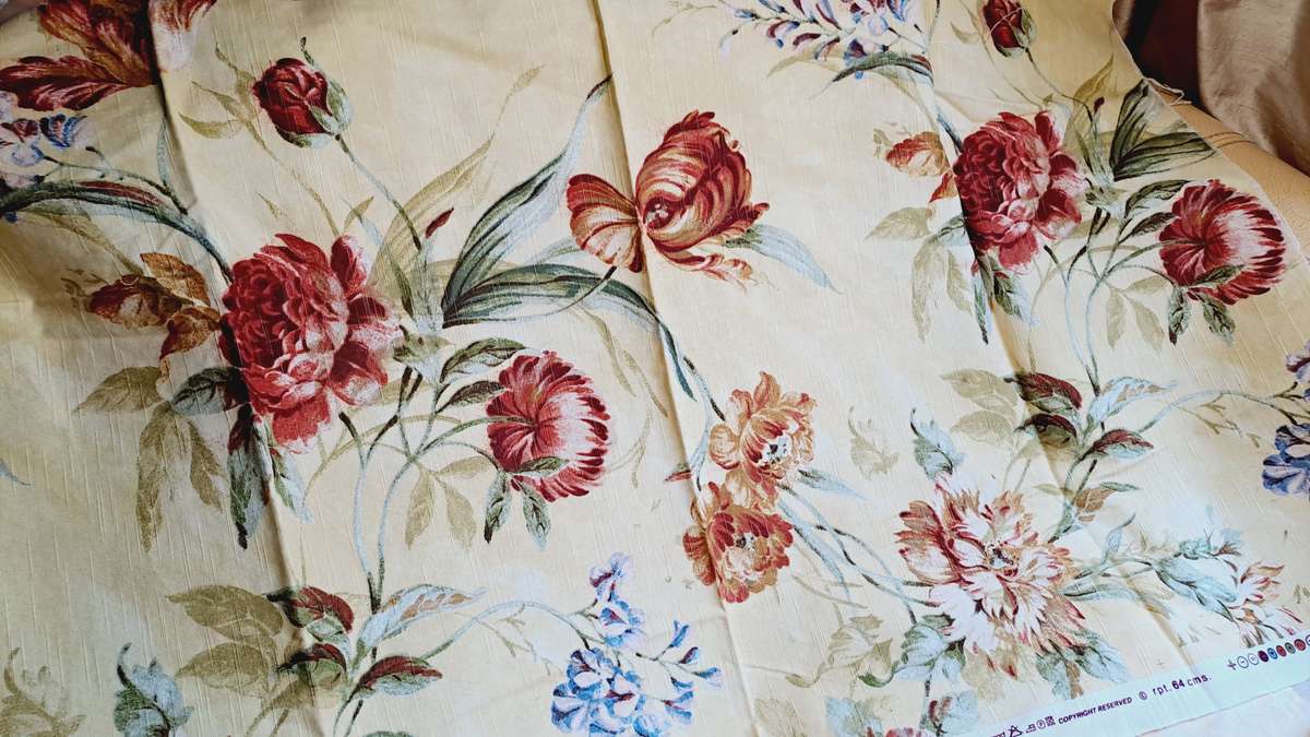 Vintage Biggie Best fabric remnant -  inspriration - 104 x 90cm