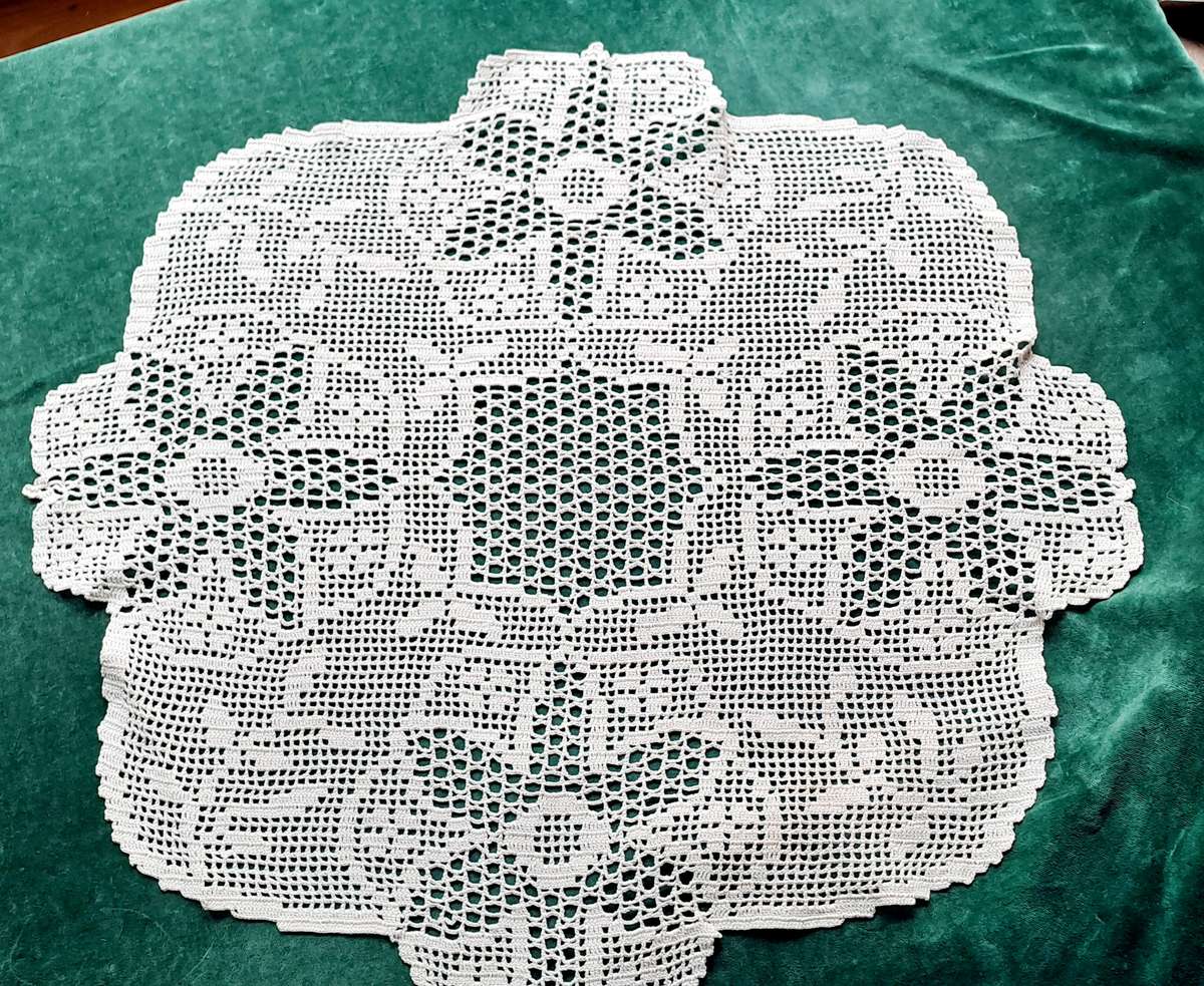 Large ecru filet crochet doilie- 60 cm