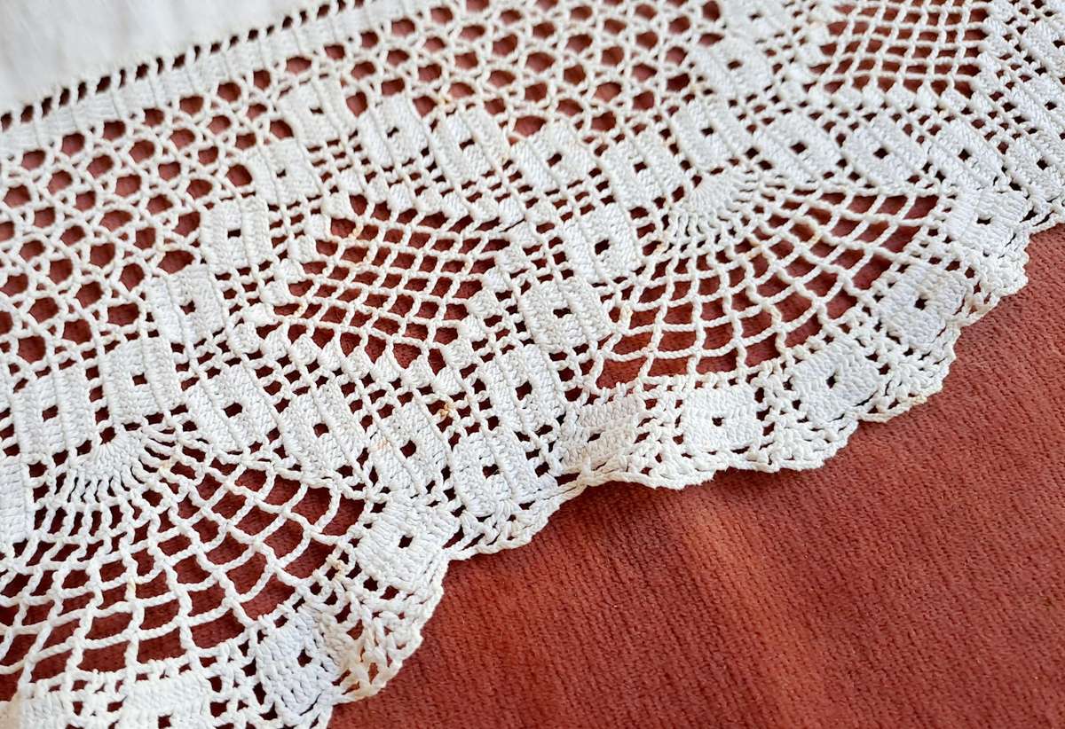 Salvaged crochet edging - white 83cm x 10 cm