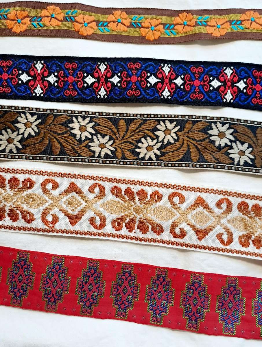 Vintage braid  off cuts