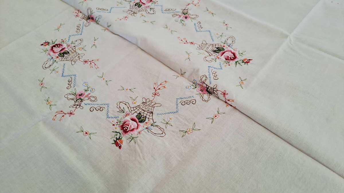 Small embroidered tablecloth - cream with pink flowers - 84 x 84 diameter