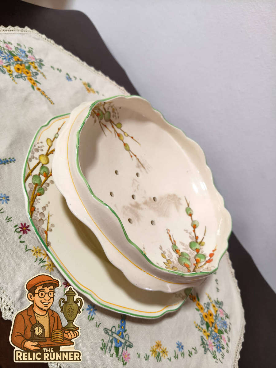 Vintage Art Deco Crown Ducal "Pussy Willow" Salad Drainer Bowl - Made in England (Pattern 379)