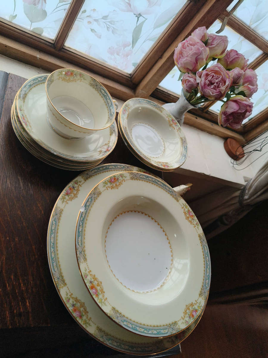 Noritake Occupied Japan 9-Piece Set  Mixed Lot with Minor Chips (19451952