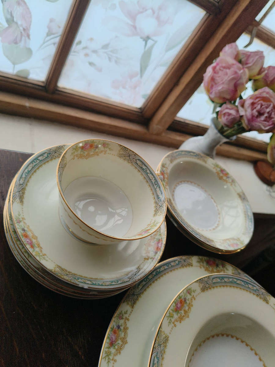 Noritake Occupied Japan 9-Piece Set  Mixed Lot with Minor Chips (19451952